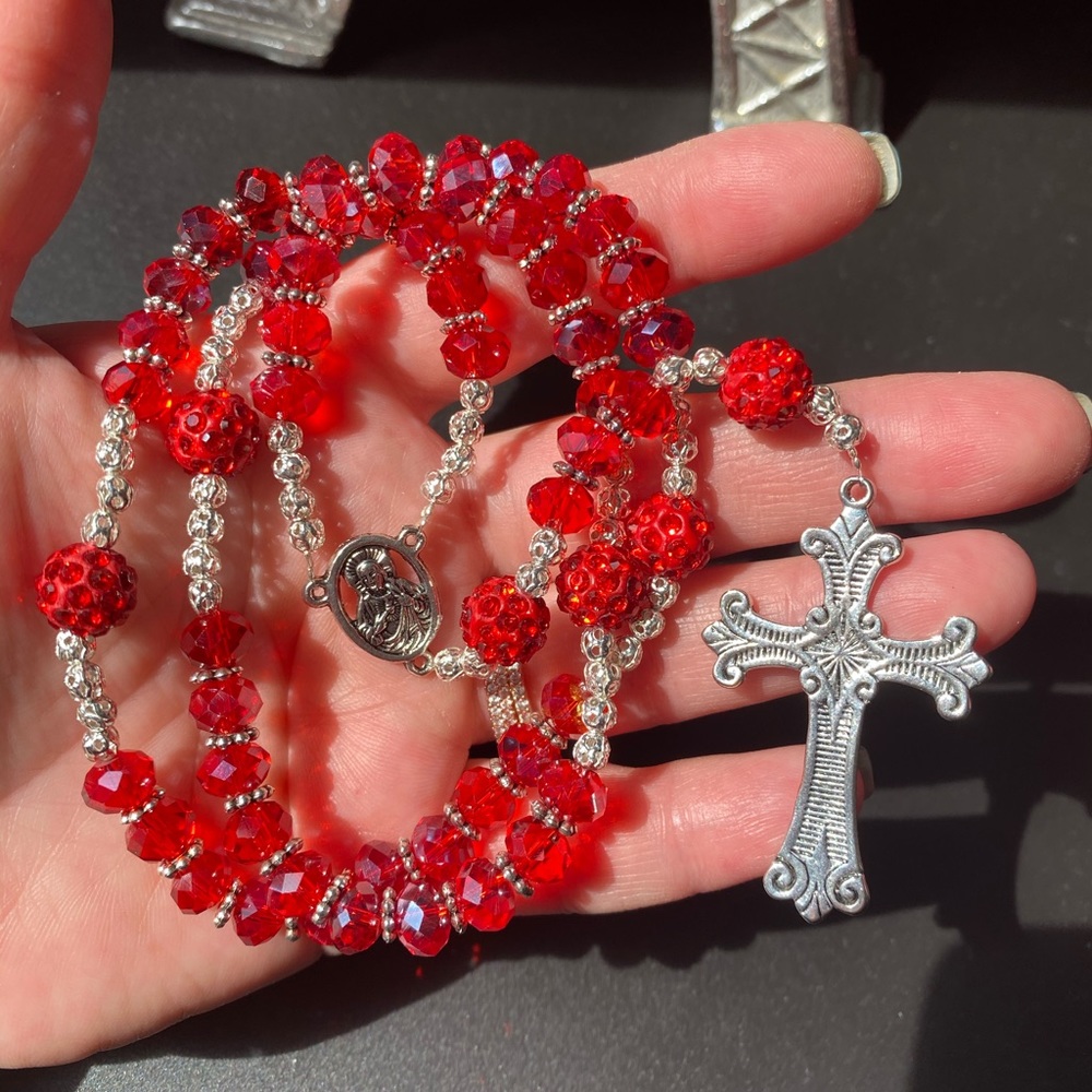 Red rosary 📿